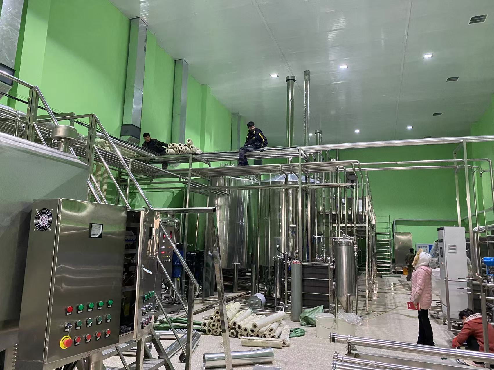 官渡精酿啤酒设备厂—精酿啤酒设备制造：传承工艺与创新科技的交融